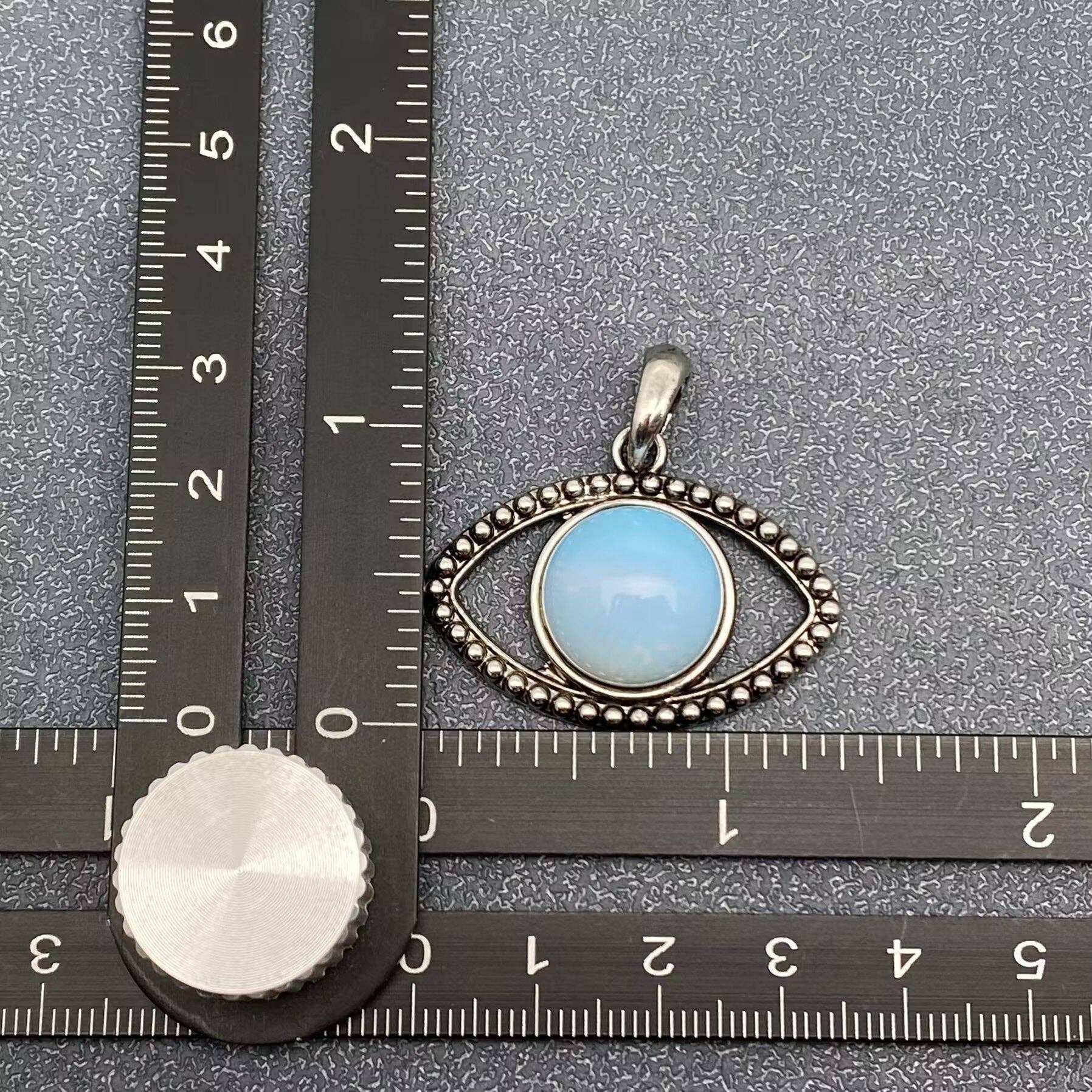 Mio Queena - Wholesale Individual Charm/Pendant - Vintage Natural Stone Evil Eye Charms (Single Pendant) - CS20