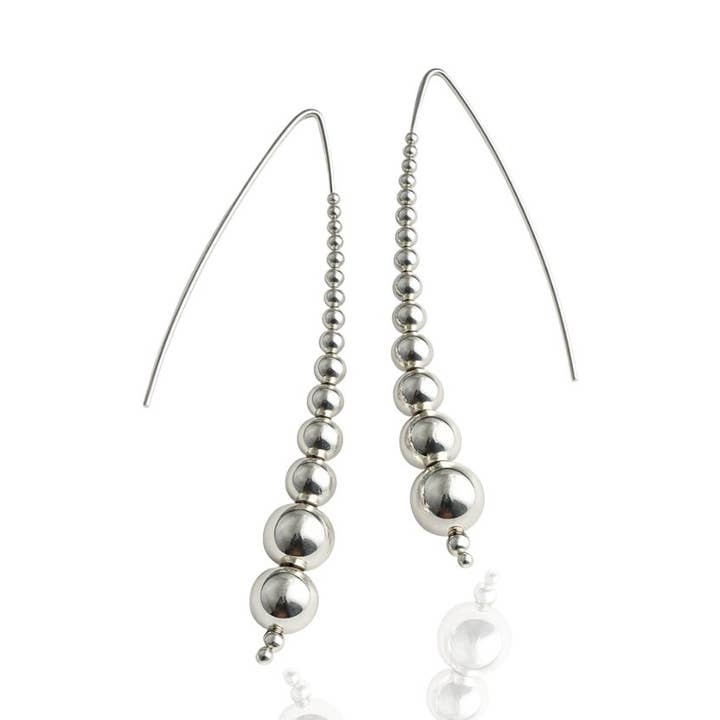 Orecchini a filo con sfere graduate in argento sterling per la vendita all'ingrosso da parte di De Mexico