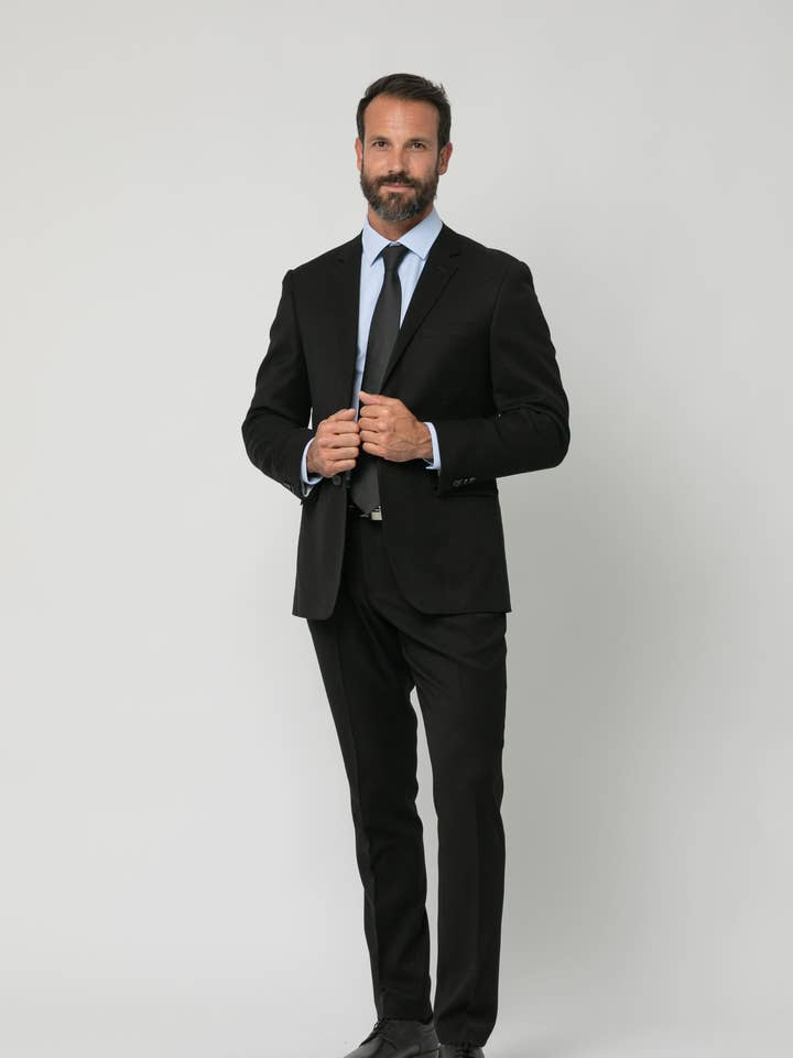 Slim Fit Faux Plain Suit with Adjustable Waistband Black – Polar Model for wholesale by Núñez de Arenas