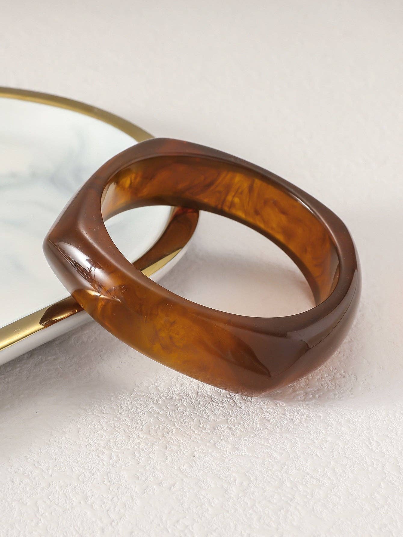 Dipped Shop - Venta al por mayor Brazalete - Pulsera Geométrica Translúcida Irregular Vintage DP25D7283