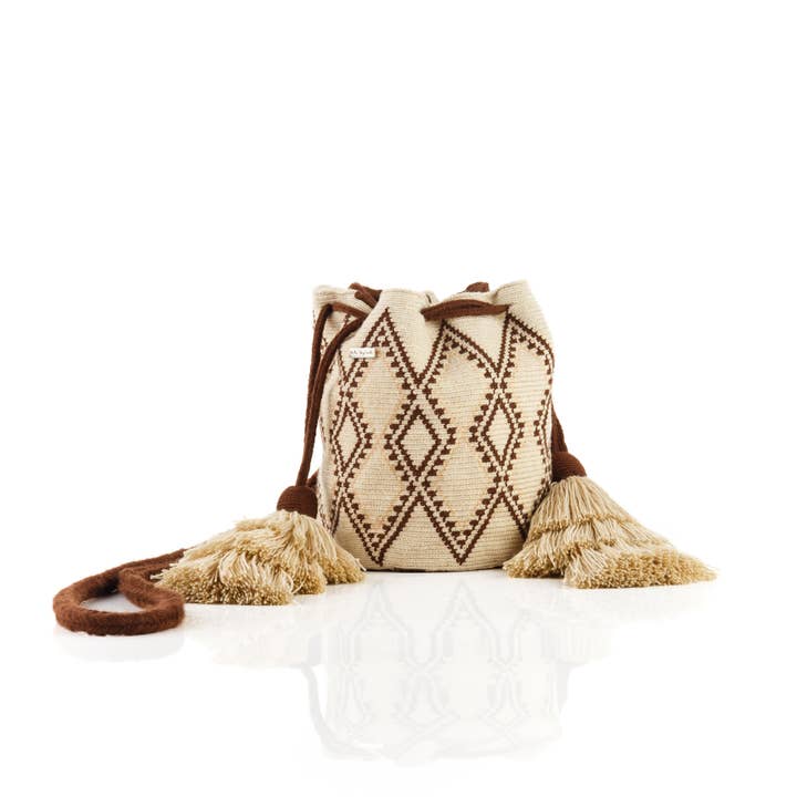 PETRA T01/Wayuu one thread mochila Mini bag for wholesale by Hilo Sagrado