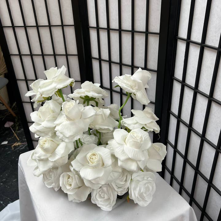 IVY CRUZ - Wholesale Artificial flowers - Rose Glam Centrepiece, Short Table Centrepiece, Low Wedding4