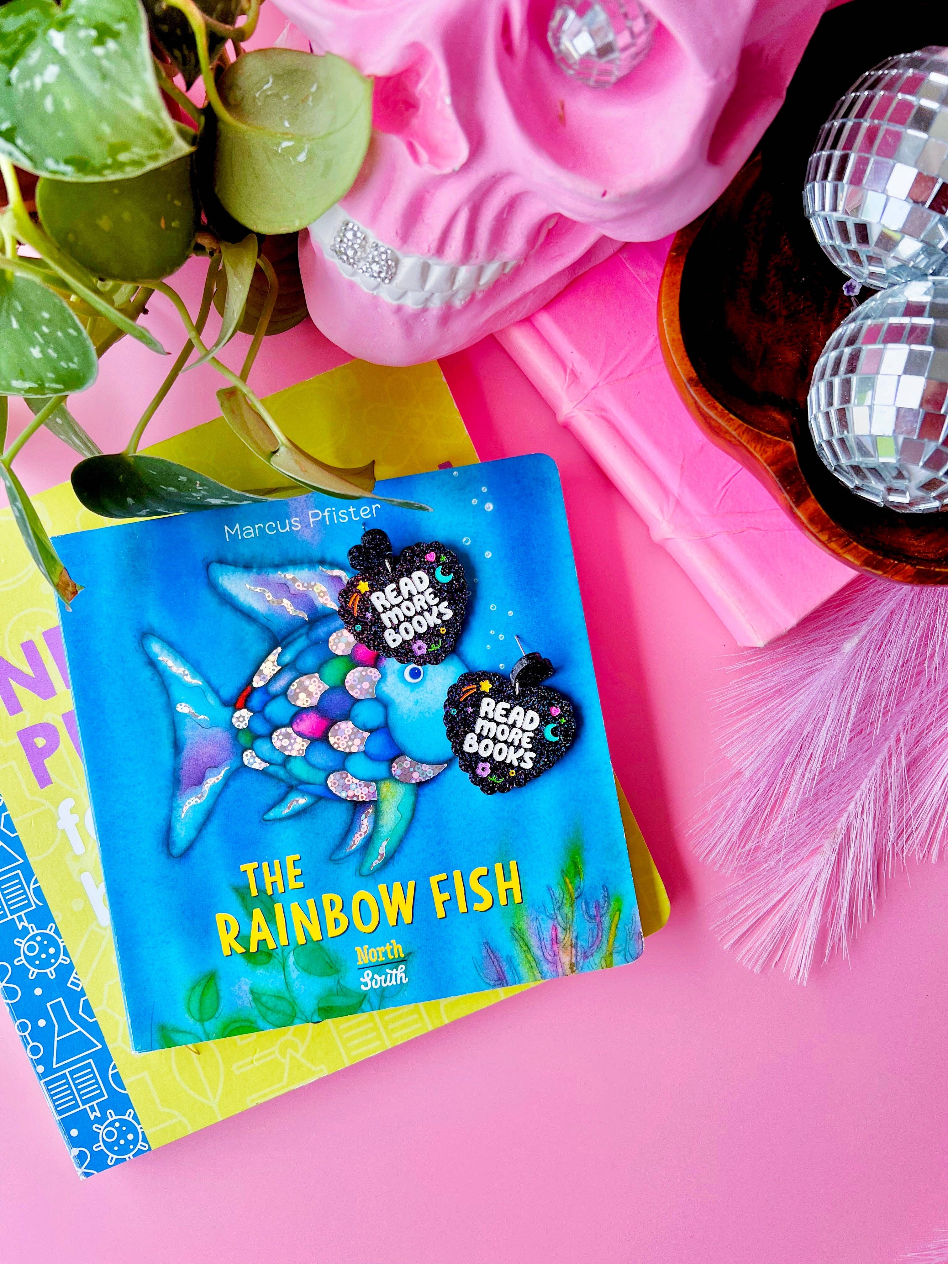 Victoria Essie Studio – wholesale Dangle earrings – Read More Books Earrings2