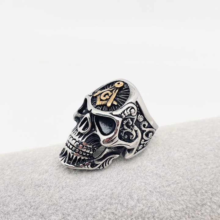 Mio Queena - Wholesale Signet Ring - Masonic Emblem Stainless Steel Skull Ring - MJ/MR1