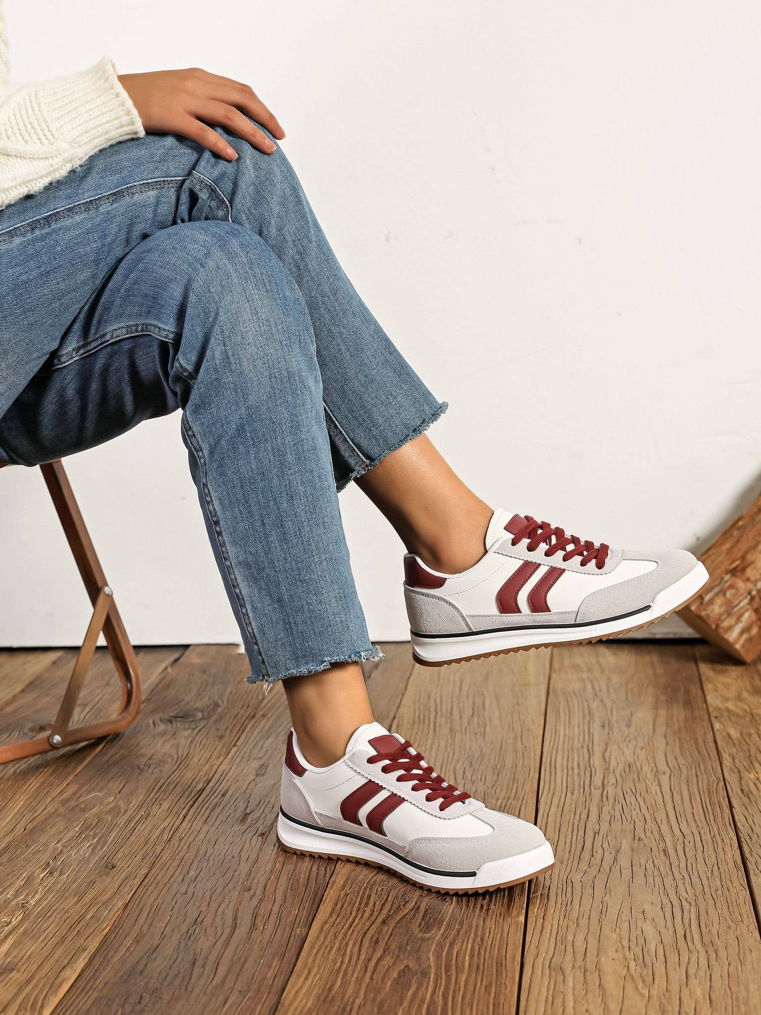 No Doubt Shoes – Großhandel Lifestyle-Sneaker – Damen – DAMEN-SNEAKER MIT FARBKONTRAST UND DOPPELSTREIFEN-SCHNÜRUNG3