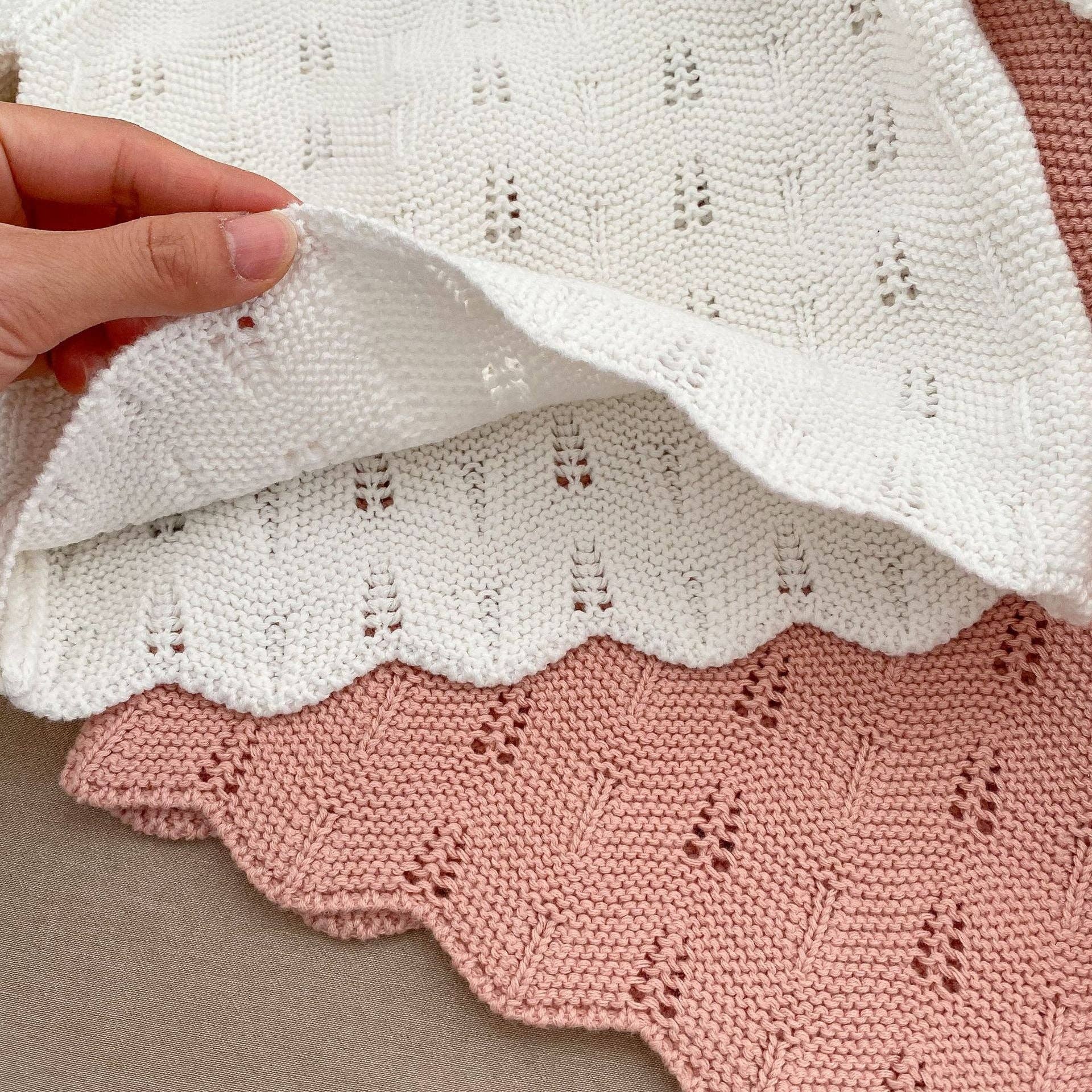 MyKids-USA® – wholesale Klädesset - Baby – Höst ihålig snidad design enfärgade stickade uppsättningar1