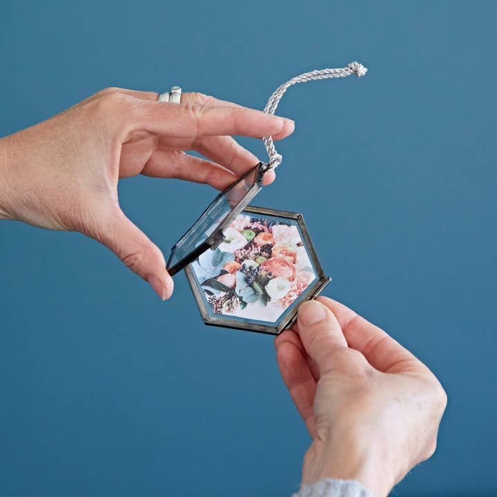 The Paper High Gift Company Limited - Wholesale Picture Frame - Alia Mini Hexagon Hanging Photo Frame - Handmade