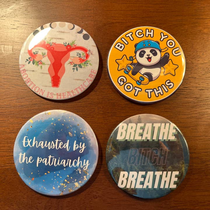 Rolig feministisk knappsamling, knapppaket för kvinnor 3" stift för wholesale av Katenip Vintage Whimsy