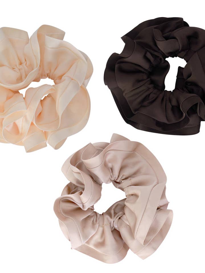 ENSEMBLE NUDE AVEC BORDURE EN SATIN pour la vente par limlim