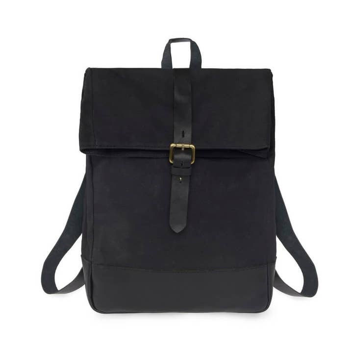 Vida Vida – wholesale Backpack – Women's – Roll-top Canvas and Leather Backpack1
