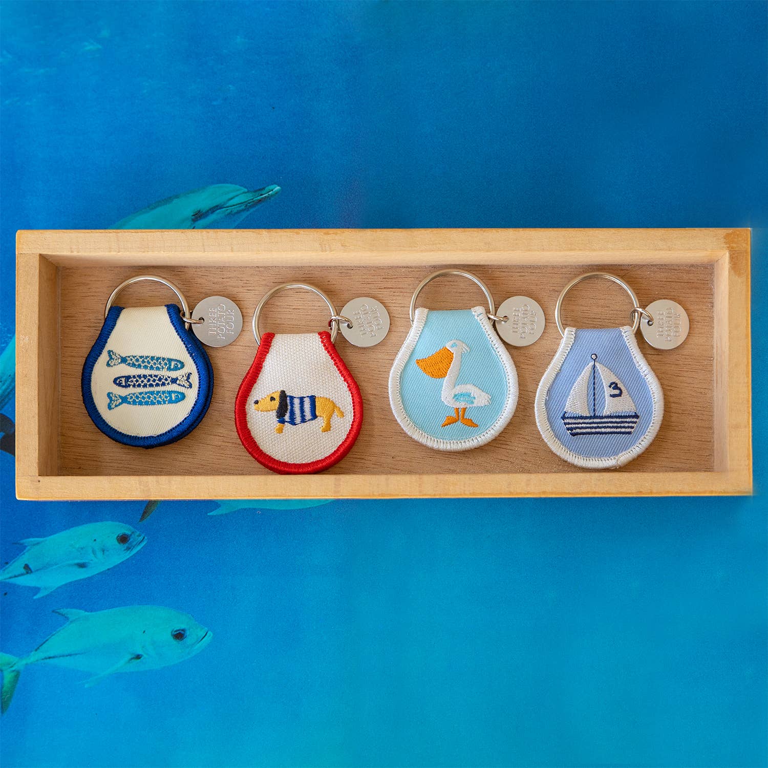 Three Potato Four – Engroshandel Nøglering - Unisex – Nøglekæde med broderet patch - Sweater Dog2