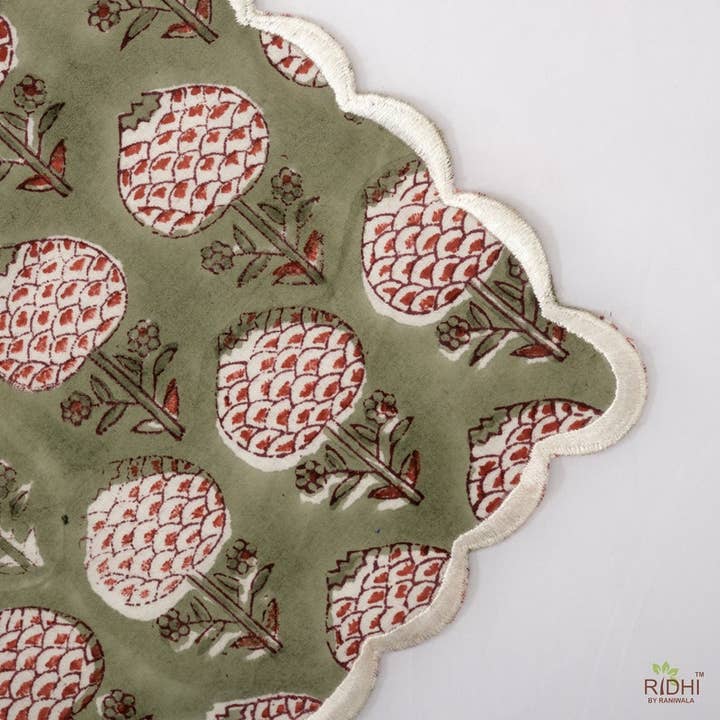 Fabricrush - Wholesale Dinner & Cloth Napkin - Olive Green White Scalloped Cotton Napkins3