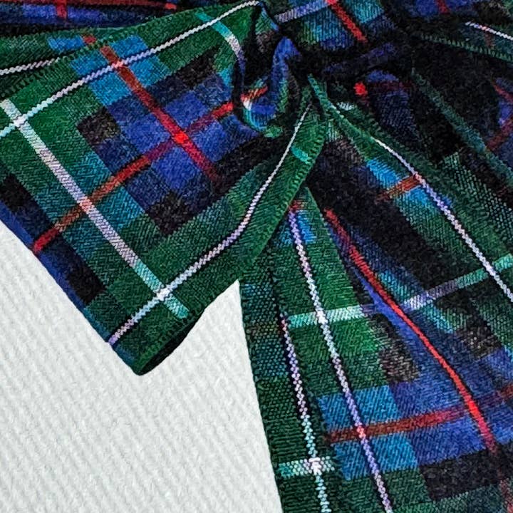 Canonbury Press - Vendita all'ingrosso Biglietti di auguri generici - Biglietto di Auguri con Fiocco a Quadri Blu e Verde | Biglietto di Compleanno1