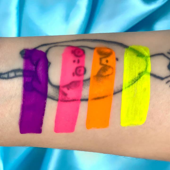 Rude Cosmetics - Wholesale Face Paint/Play Makeup - Kids - Splash Liner Water Activated14