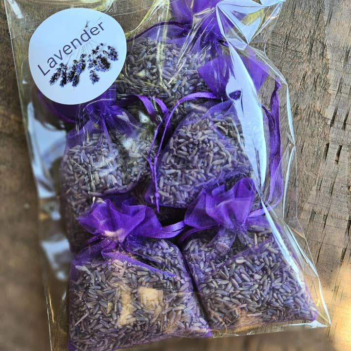 Pack of 5 lavender bags for wholesale by Flower La Vita Limited