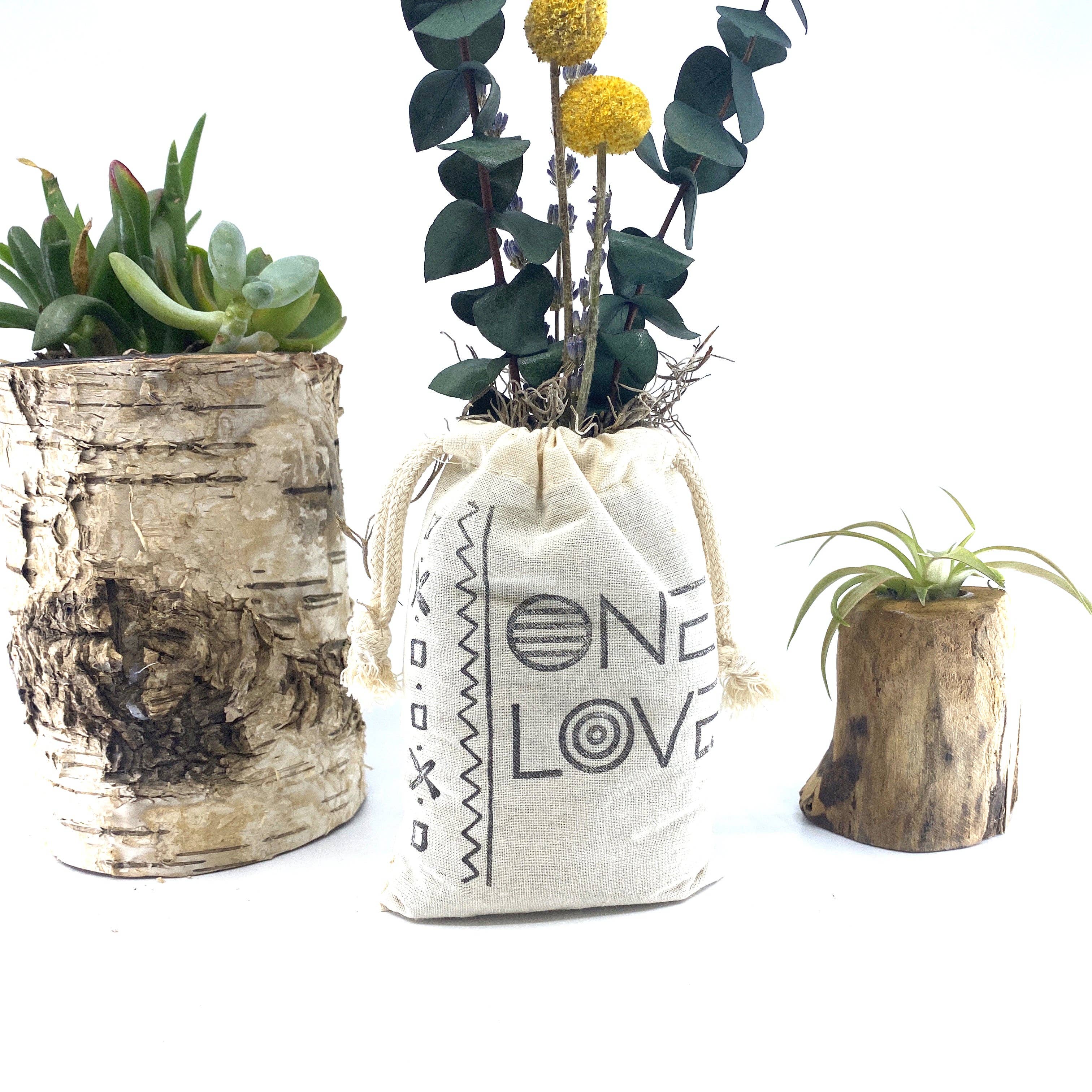 Sunsum Intentional Living - Wholesale Dried/Pressed Flowers - Sack of Flowers, One Love, Organic, Dried Flower Bouquet9