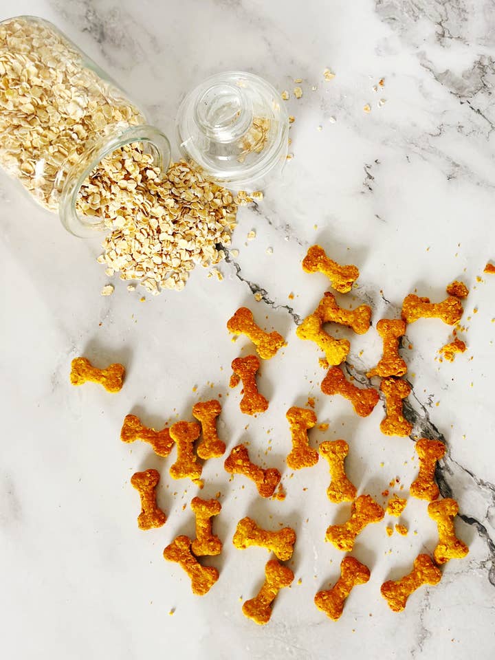 Anti-Inflammatory Turmeric Dog Treats for wholesale by The Barkery