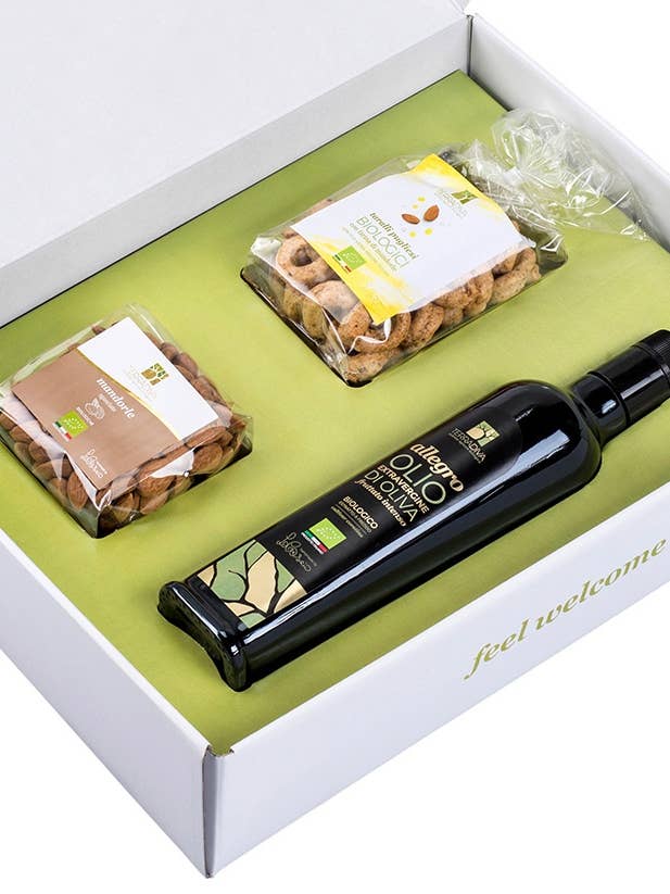 Gift box - organic products for wholesale by Terradiva Azienda Agricola Biologica