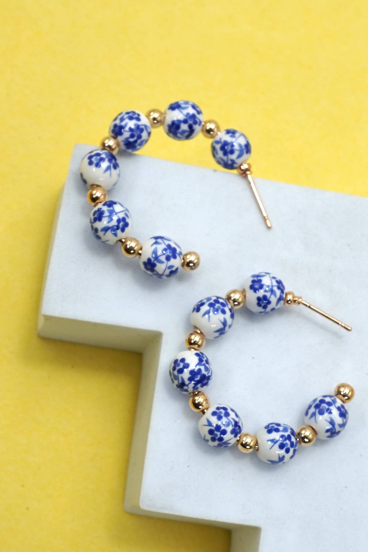 GOLD 18K STAINLESS STEEL TARNISH FREE PORCELAIN HOOP | 40E353 for wholesale on Faire