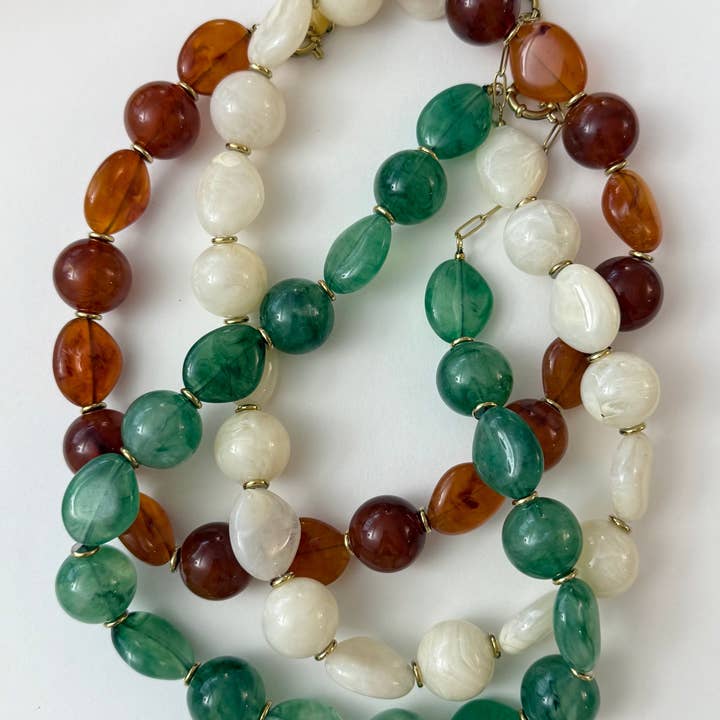 A.B. Paris - Wholesale Beaded/Pearl Necklace - Bali resin necklace - several colors available7