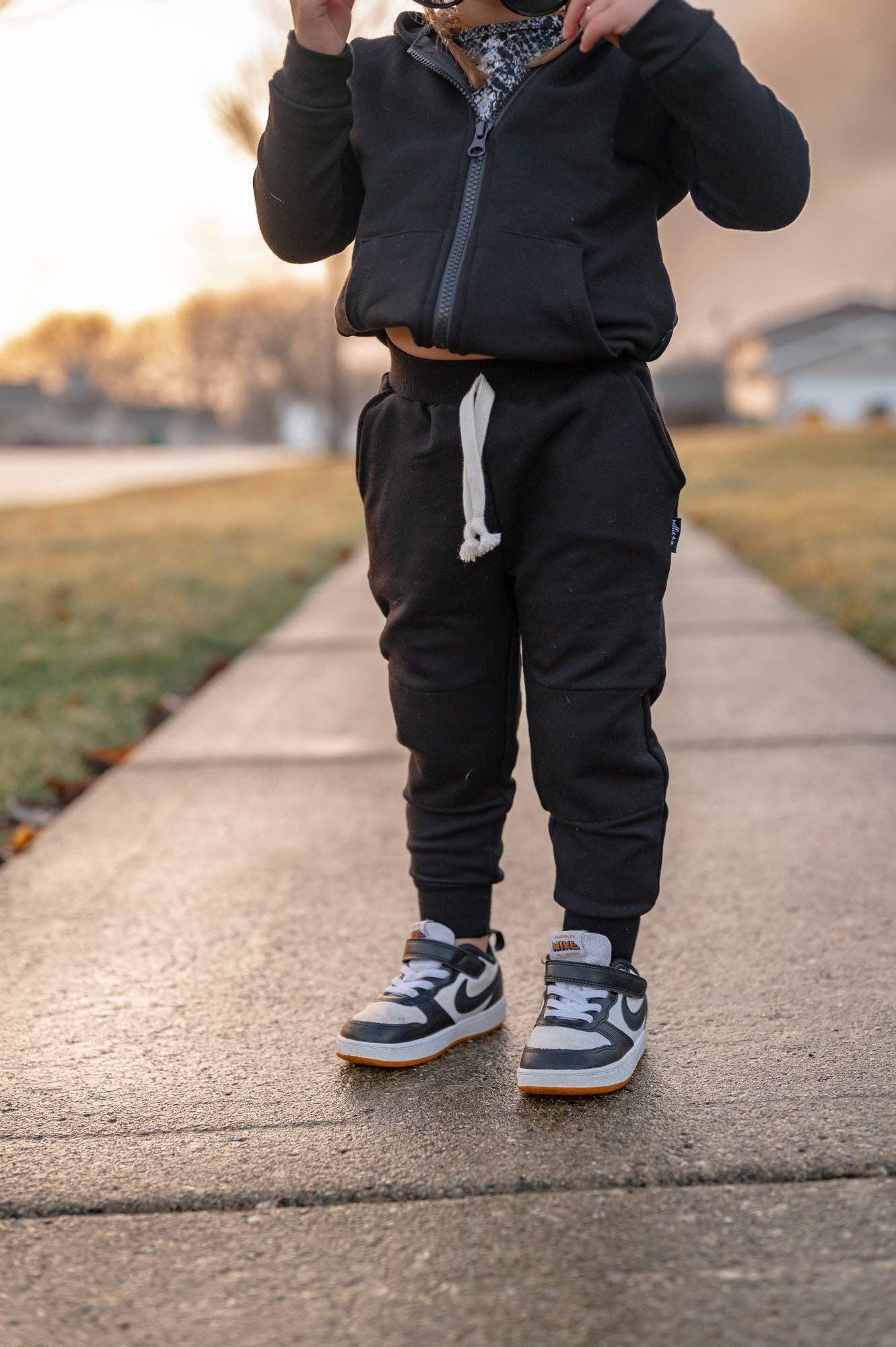 millie + roo LLC - Wholesale Lounge Sweatpants/Joggers - Kids - JOGGERS- Black Bamboo French Terry13