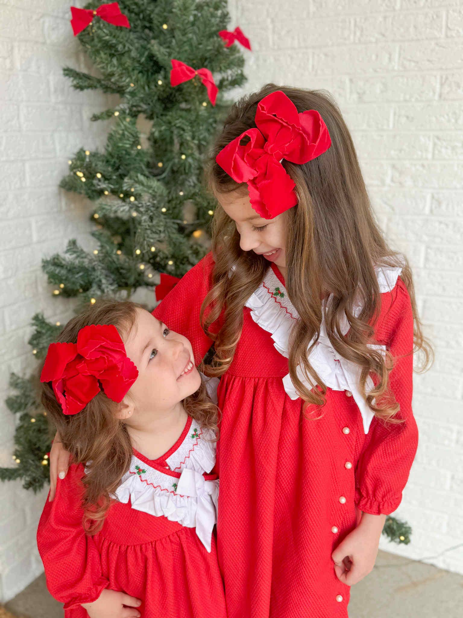 Just For Fun Threads - Wholesale Hair Bow - Kids - Holly Red Velvet Scallop Bows5