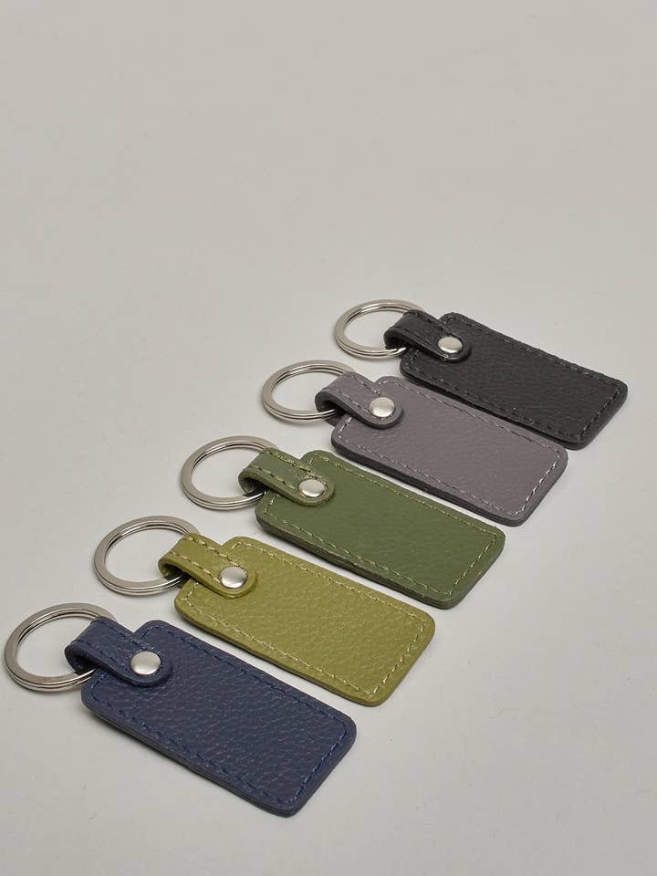 Llavero de cuero rectangular. para venta al por mayor de Herzilein-Wien GmbH