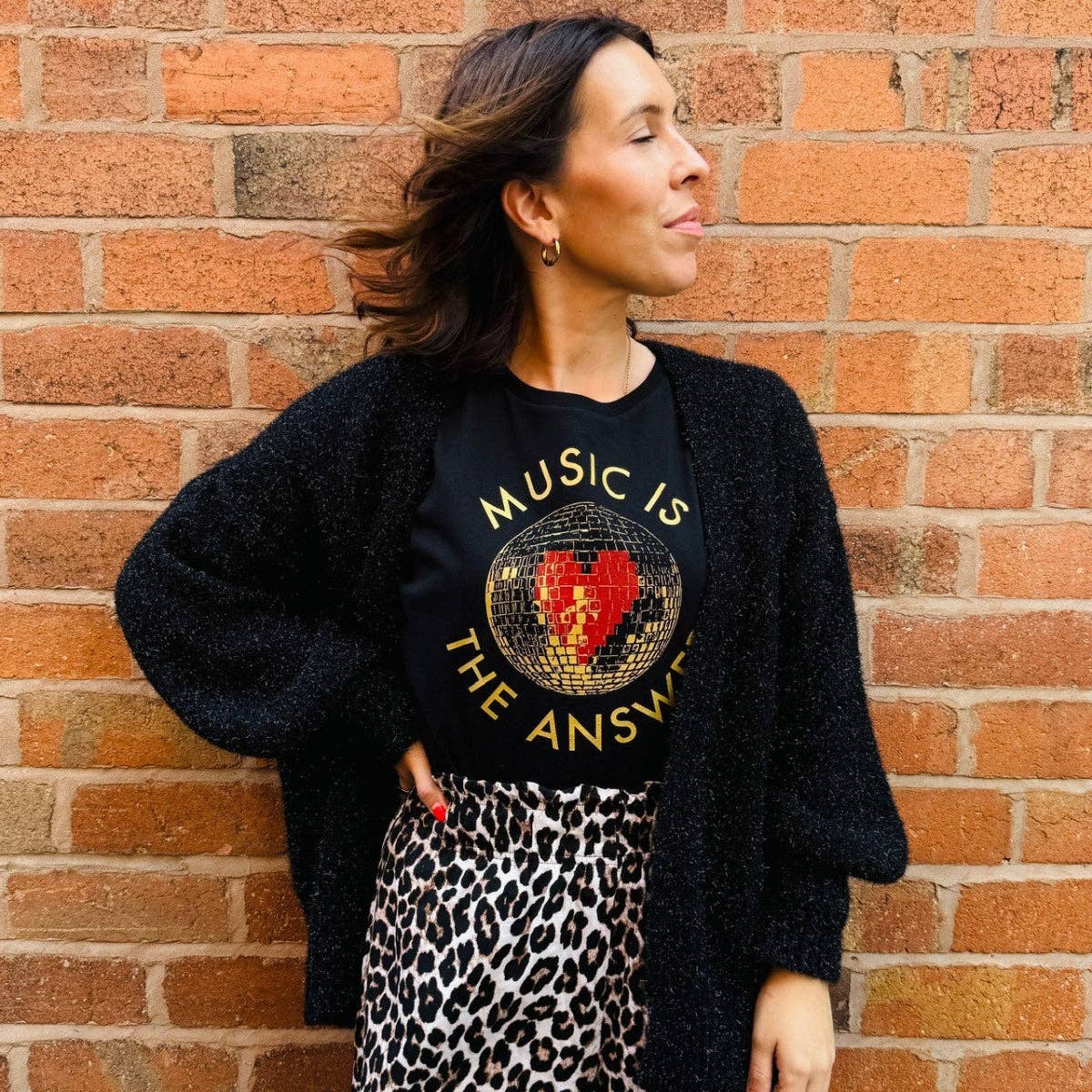 Disko Kids – wholesale Screen printed t-shirt – Women′s – Music Is The Answer Disco Ball Tshirt Black5