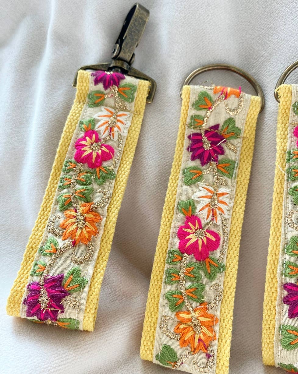 Temple of Treasure - Wholesale Keychain - Women's - Darjeeling3