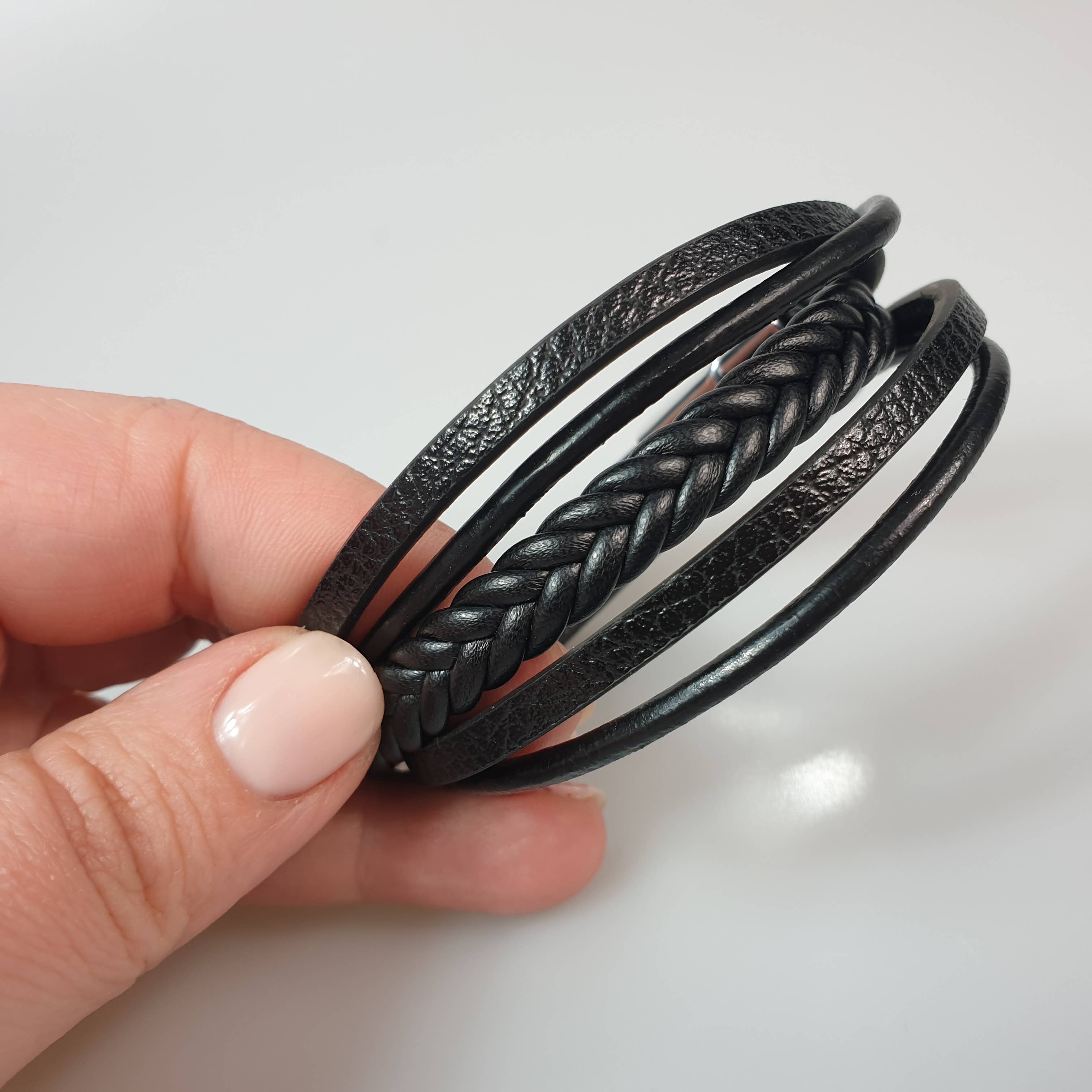 AmberLithuania - Wholesale Jewelry - Men's - Leather bracelet Armband for men Mans jewelry1
