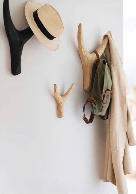 The African Home Goods - Wholesale Wall Accent - Nguni Head Ash Light Grey Iroko Wood | Animal Head Wall Deco2