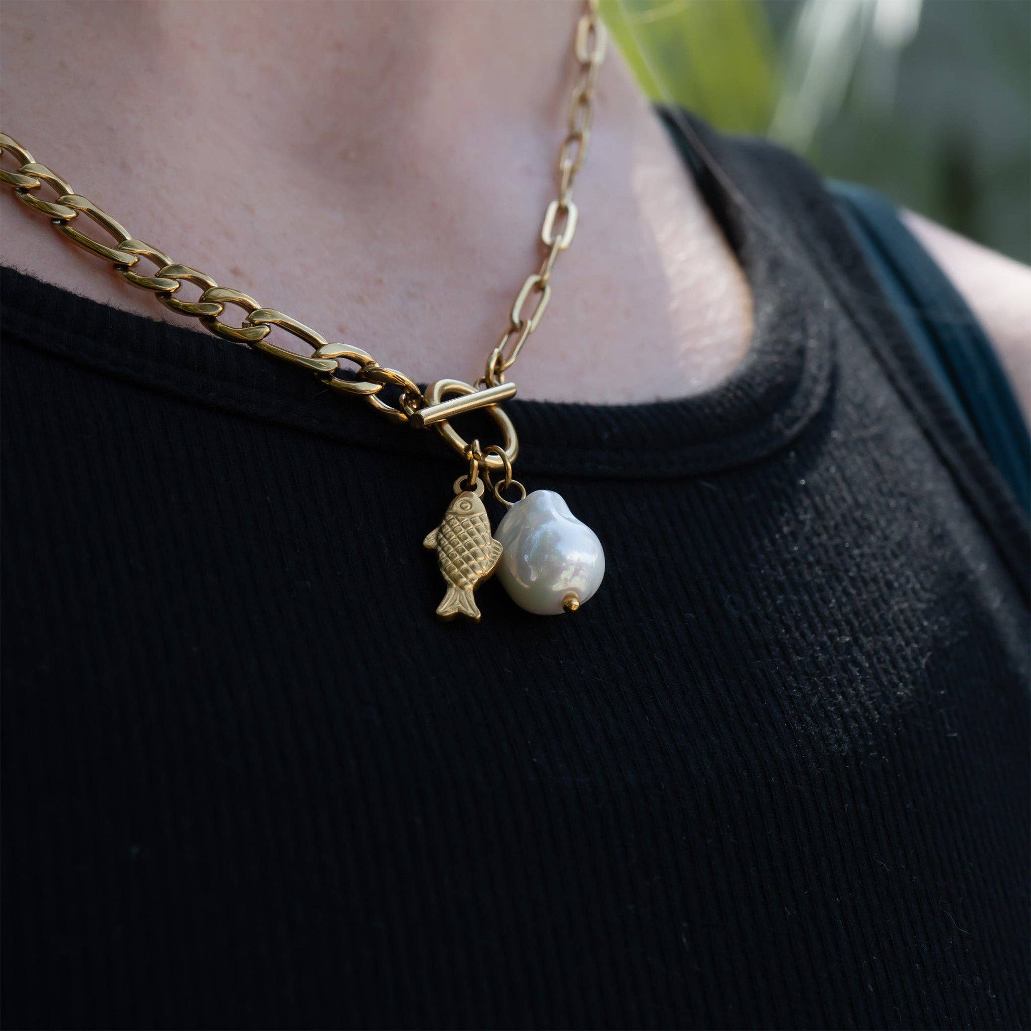 WJW - Wholesale Pendant/Charm Necklace - 18K Gold PVD Toggle Clasp Freshwater Pearl Charm Necklace11