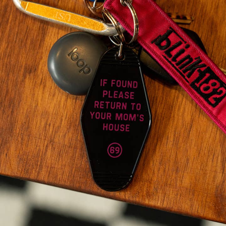 Oxford Pennant - Wholesale Keychain – Unisex - PRESALE: Your Mom's House Motel Keychain • blink-182 x Oxford Pennant1