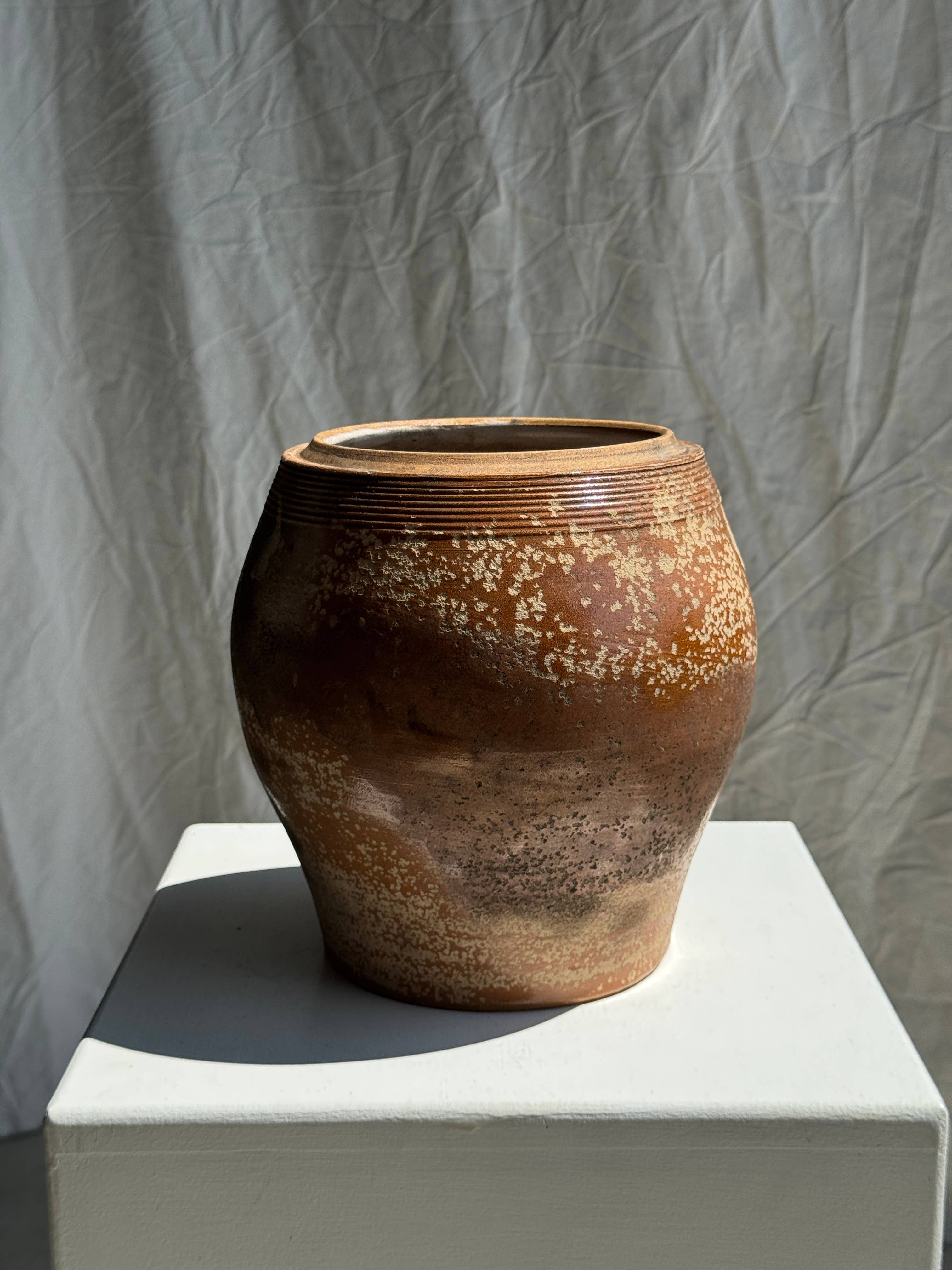 Office Objets – Großhandel Blumentopf – Großer ovaler Steinguttopf mit Deckel H243