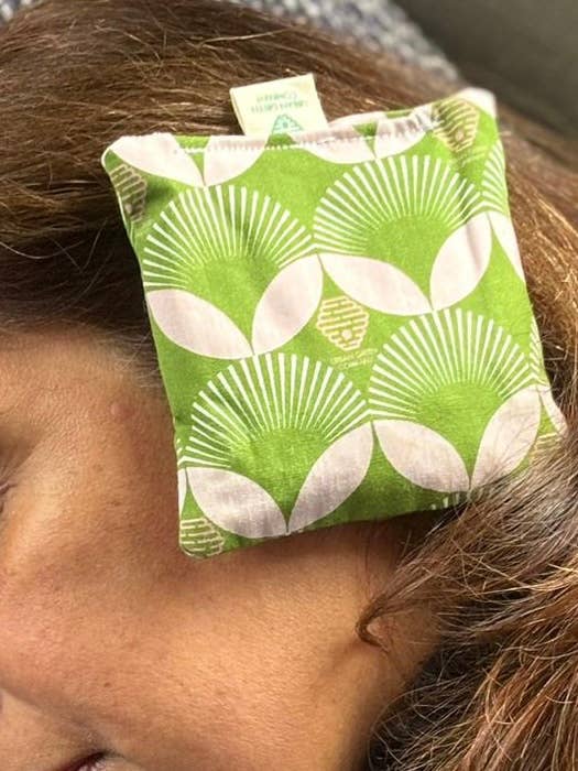 Urban Green Company - Wholesale Hot/Cold Compress - NEW Cherry Stone hand/eye/ears warmer Pack of 25