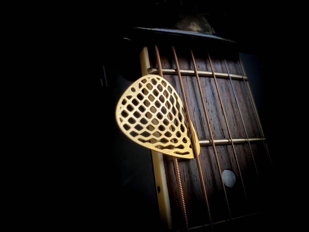 Aminimal - Wholesale Music Accessory - AMINIMAL GUITAR PICKS - 6pk - SERIES 1 Brass picks4