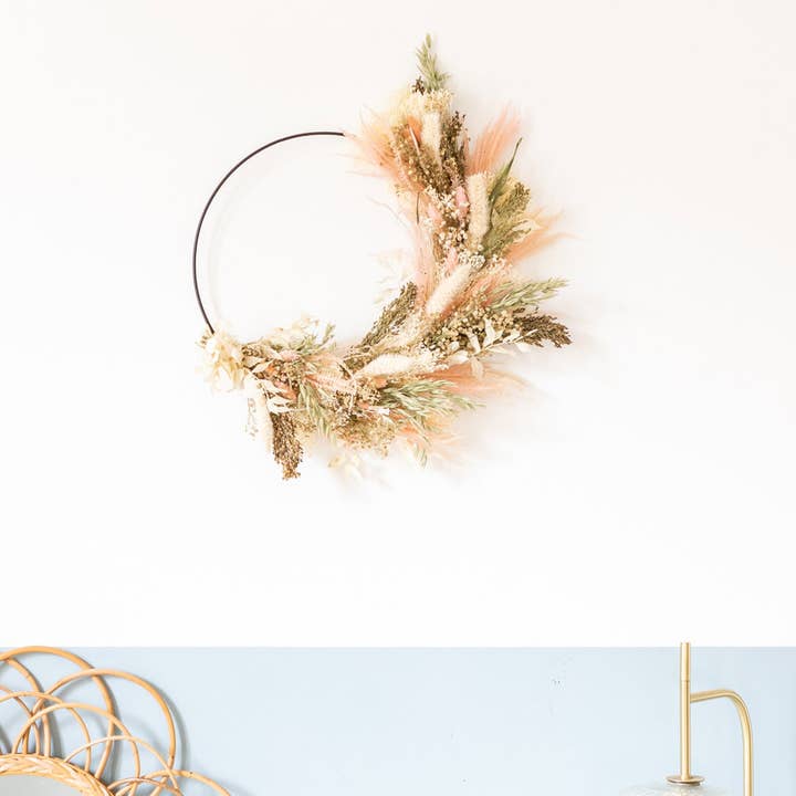 Réconciliation Végétale - Wholesale Wreath - Heidi dried flower wall wreath1