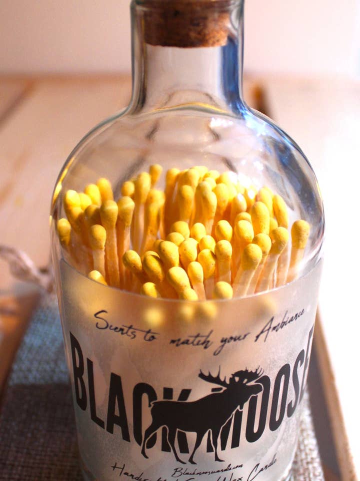 B-M gula tändstickor i stora Vail för wholesale av Black Moose Candle