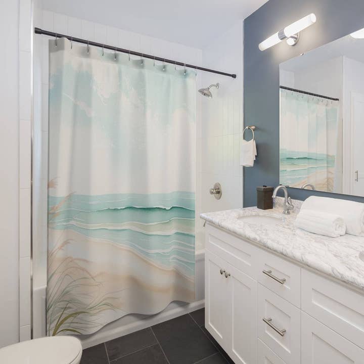 Rideau de douche plage aquarelle pour la vente par Timeless Luxe Boutique