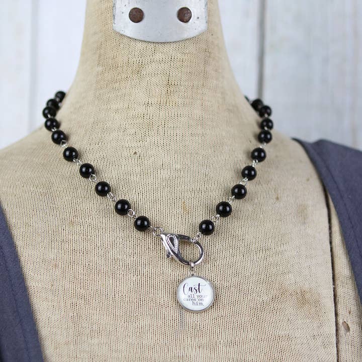 Jennifer Dahl Designs LLC - Wholesale Beaded/Pearl Necklace - Beaded Black Lobster Clasp Charm Catcher Necklace1