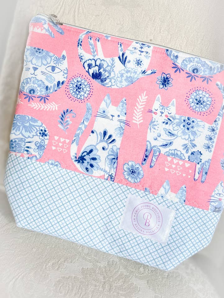 Cat Project Bag for Knitters/Crocheters/Needle Pointers for wholesale by Chic Peony Boutique, LLC