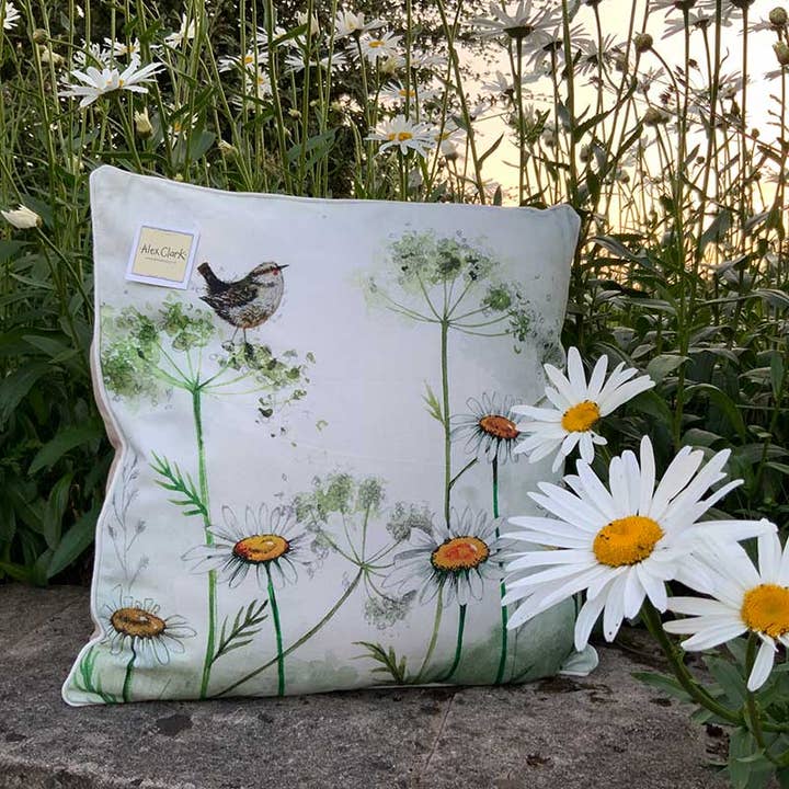 Coussin Wrens pour la vente par Alex Clark Art