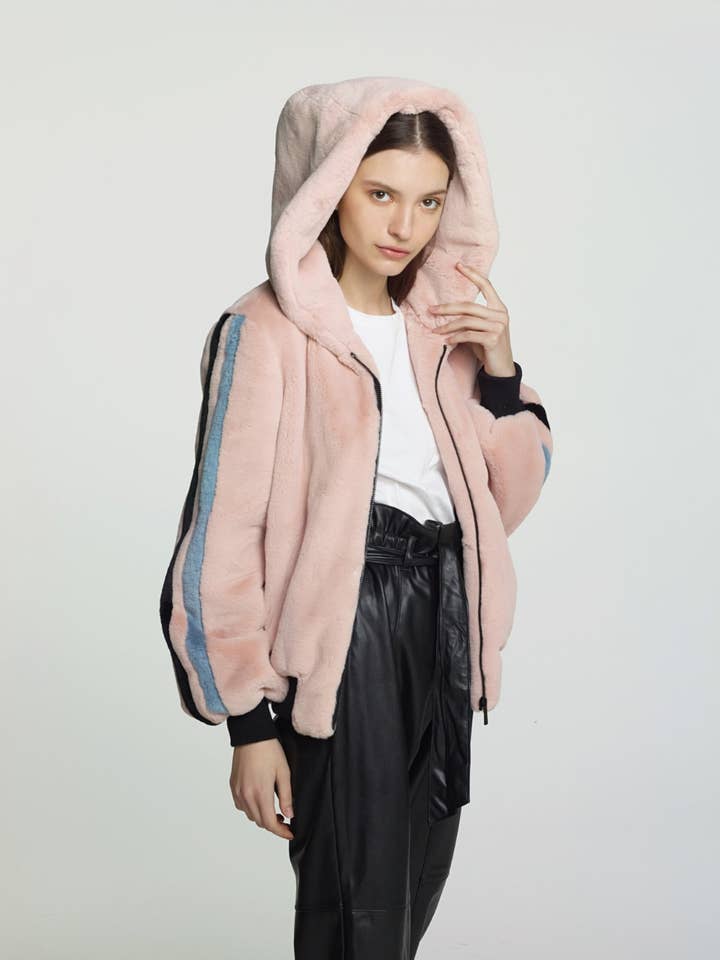 Christy Rosa per la vendita all'ingrosso da parte di Amanda Baldan