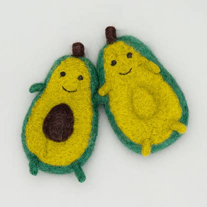 Jouet pour chien en laine bouillie avocat pour la vente par Ware of the Dog