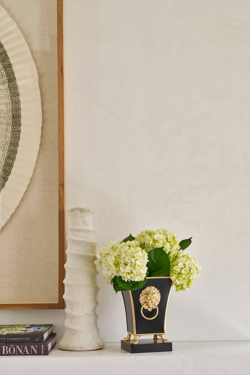 Jaye's Studio - Wholesale Plant Pot - Paws & Claws Fluted Square Cachepot Planter1