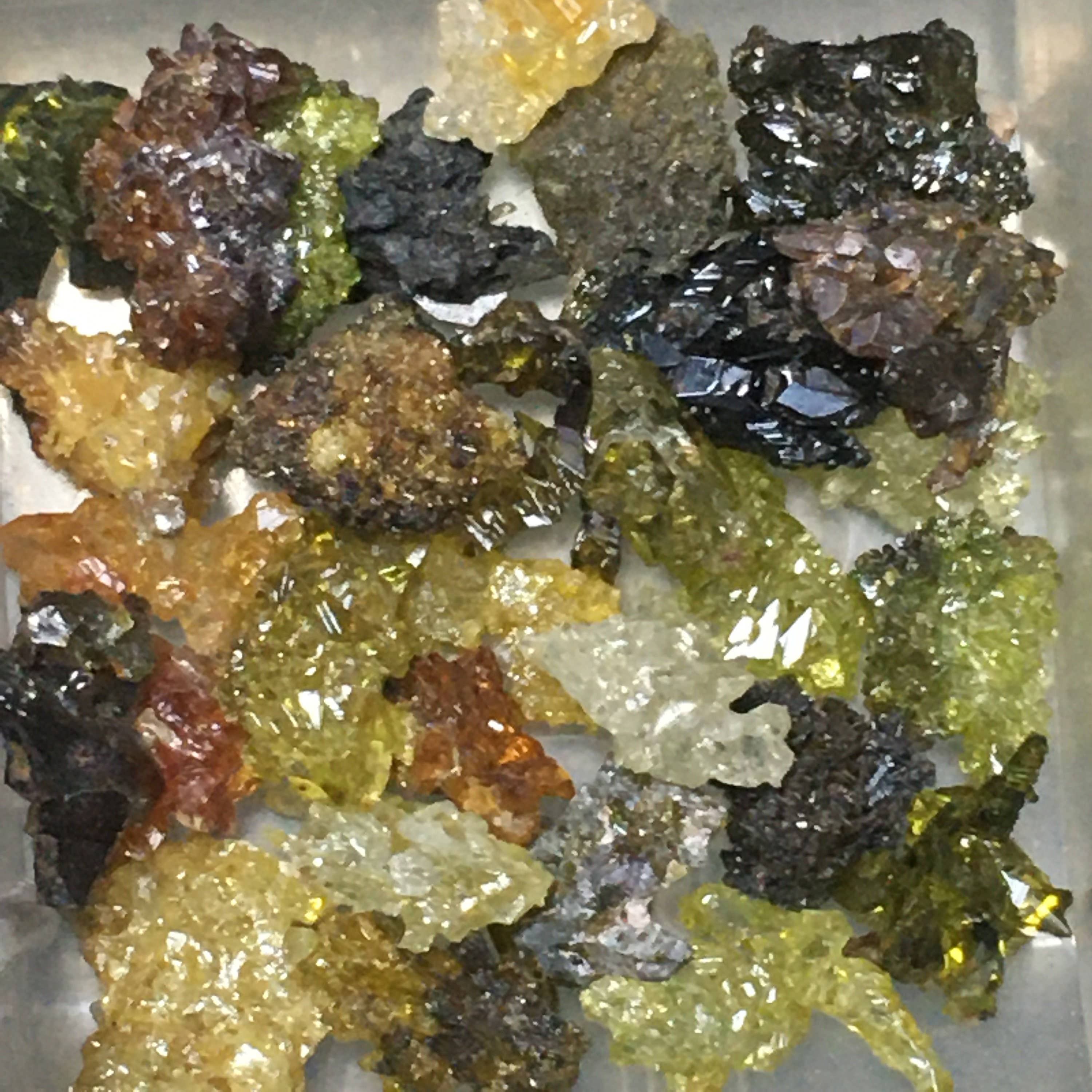 Wildheart Crystals - Vendita all'ingrosso Pietra/cristallo spirituale - Gruppo di Zincite3