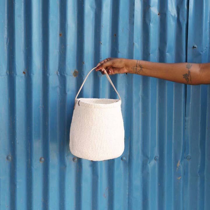 Mifuko - Venta al por mayor Cestas - Cesta Kiondo blanca pequeña con asa3