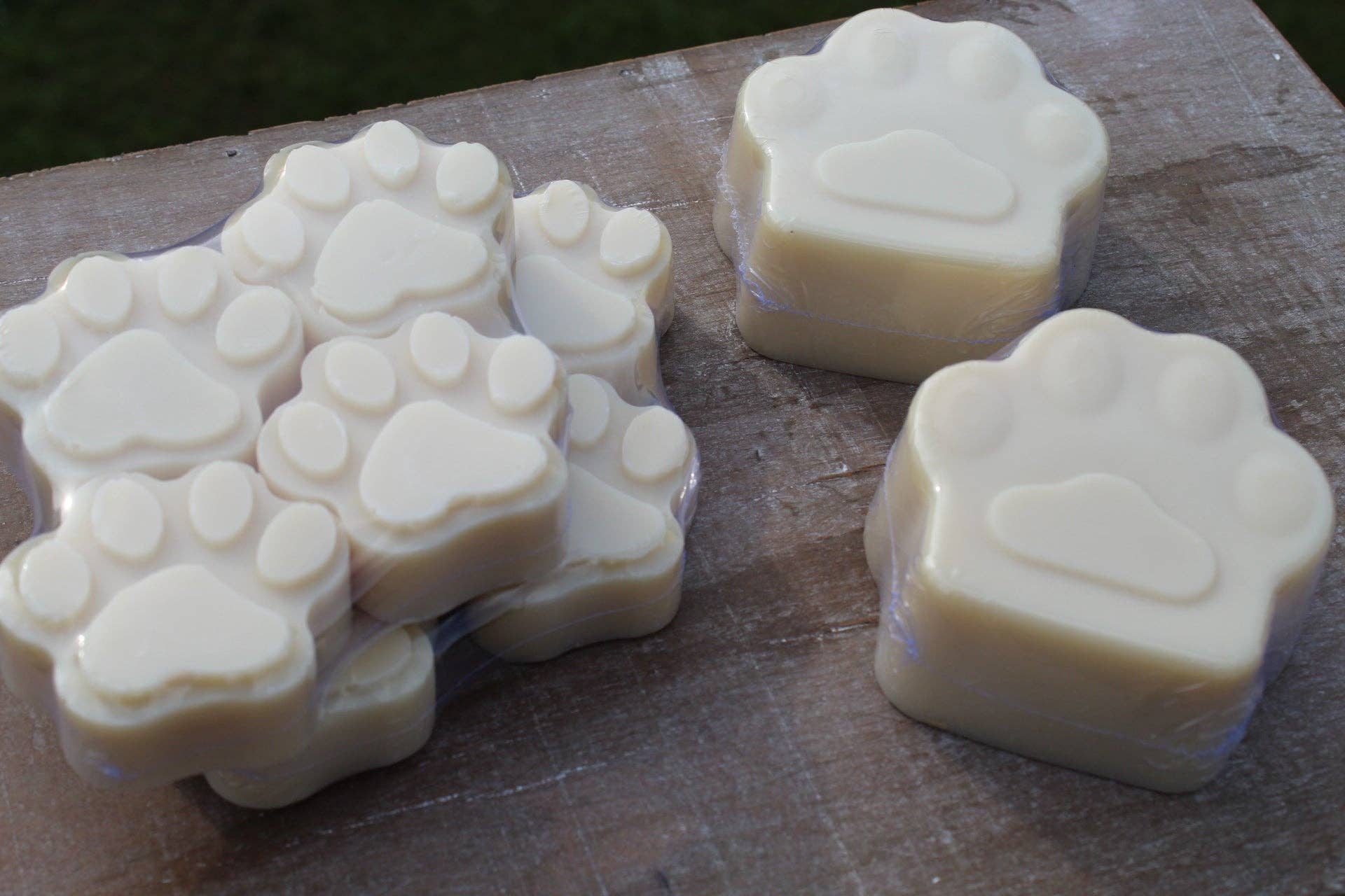 Wicked Bubbles LLC - Wholesale Pet Soap - Dog - Clean Paws - Woof approved15