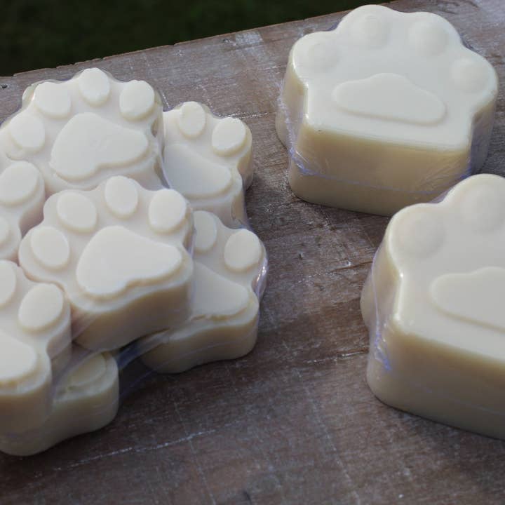 Wicked Bubbles LLC - Wholesale Pet Soap - Dog - Clean Paws - Woof approved15