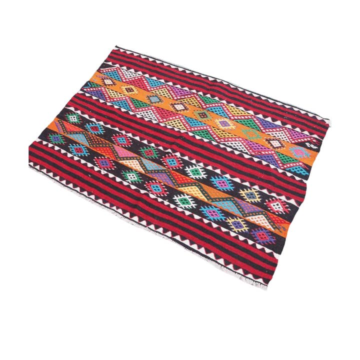 Tapis Kilim brodé vintage no10 pour la vente par Bohemtolia